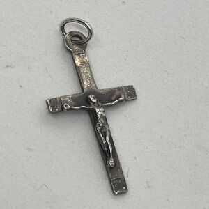 Vtg 925 Sterling Silver Square Shaped Cross Necklace Pendant
